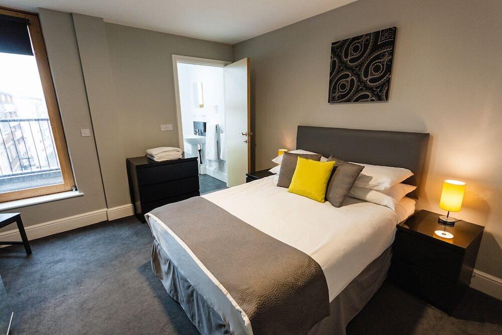 The City Warehouse Aparthotel Manchester Exteriör bild