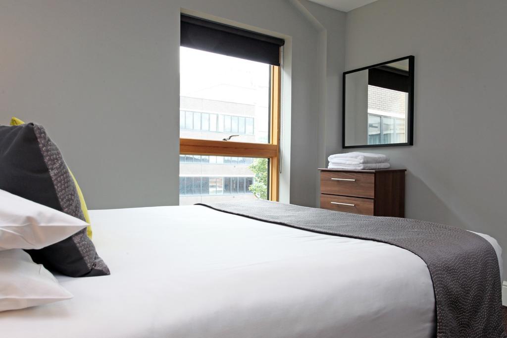 The City Warehouse Aparthotel Manchester Exteriör bild