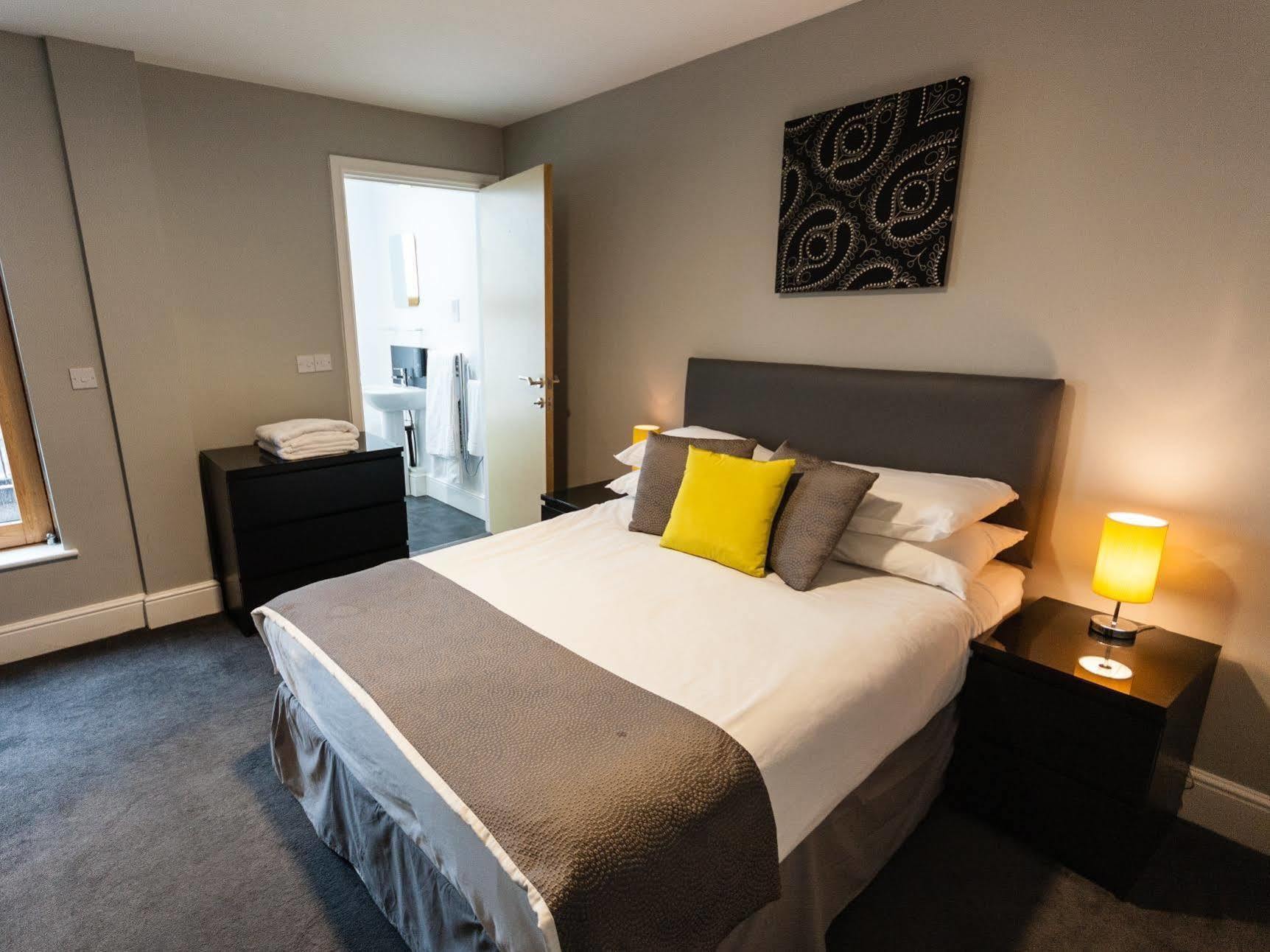 The City Warehouse Aparthotel Manchester Exteriör bild